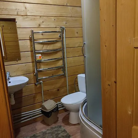 гуцульський двір בית הארחה