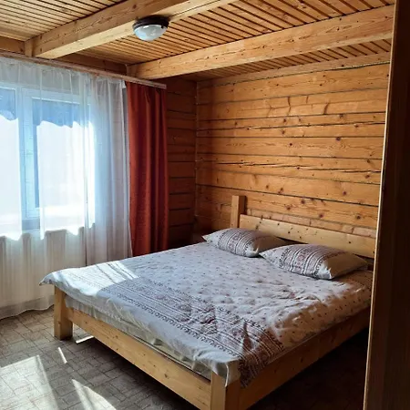 гуцульський двір Penzion Vorochta