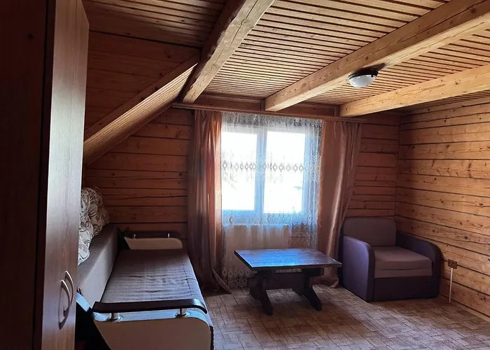гуцульський двір